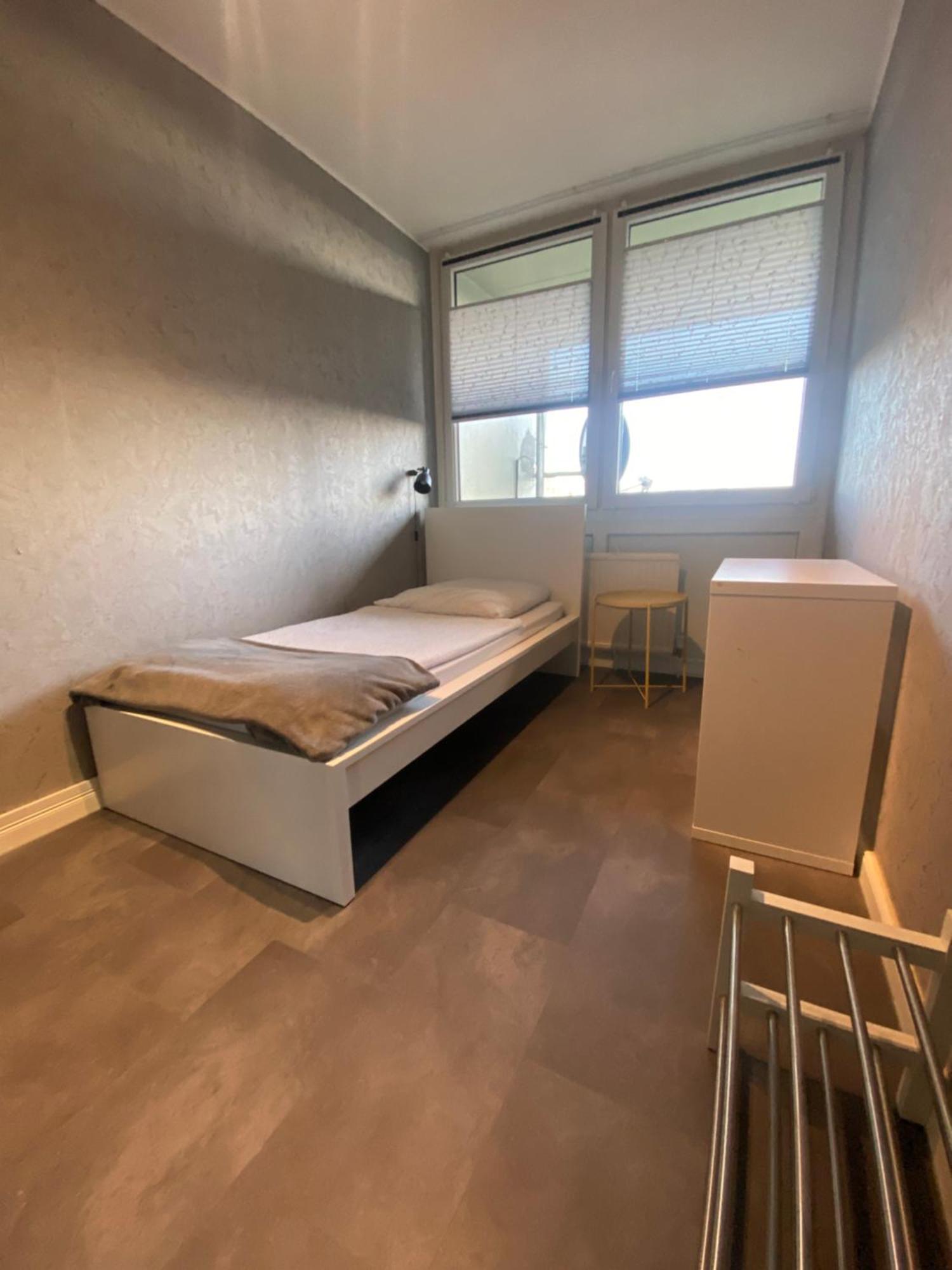 1 A Ferienwohnung Modern Дуйсбург Екстериор снимка